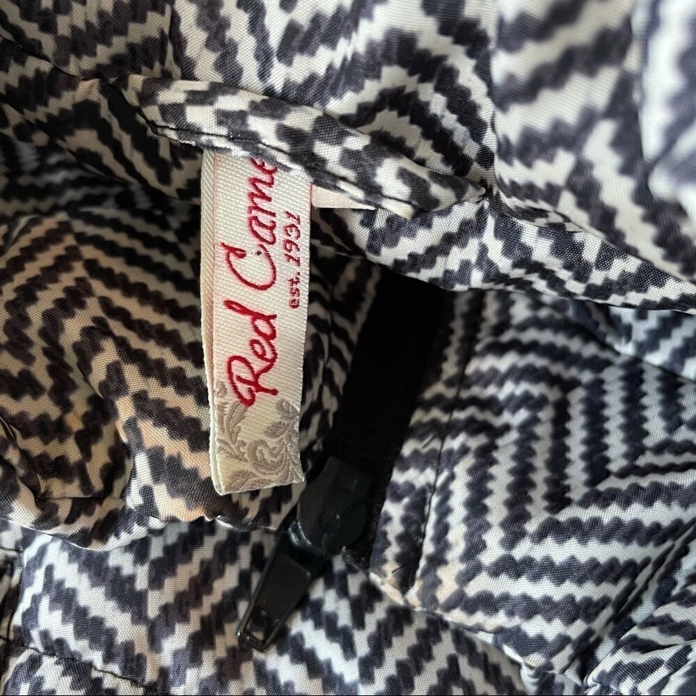 Red Camel Herringbone Puffer Vest - Size XS - Picture 5 of 7